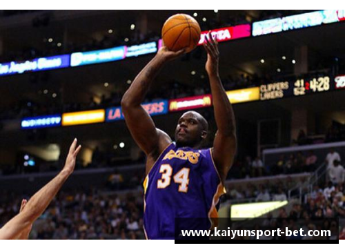 kaiyun开云NBA西岸较量：勇士对决快船，擦出火花！ - 副本